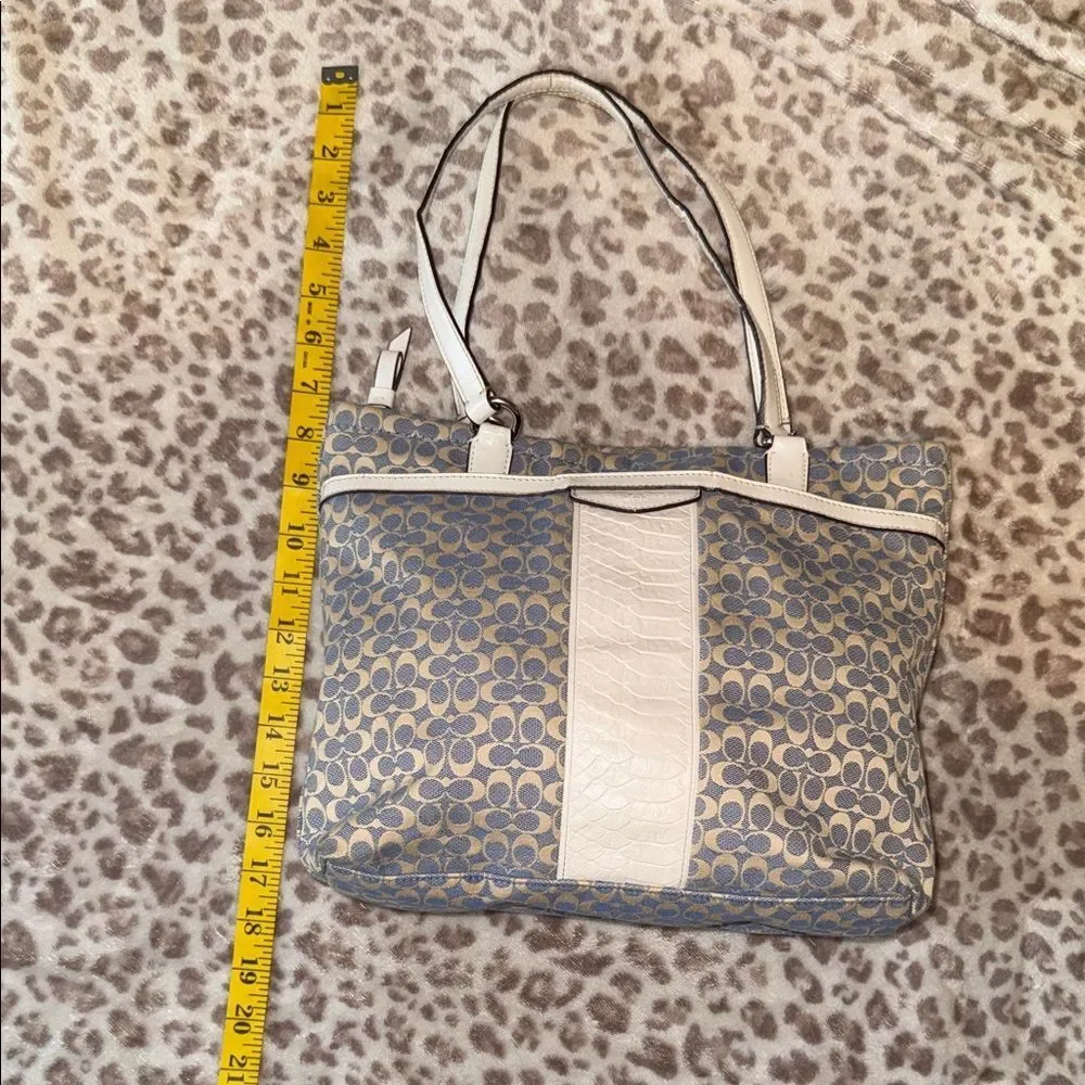 Coach Signature Canvas Shoulder Tote in Beige and Cream